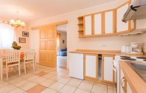 Kuchnia lub aneks kuchenny w obiekcie Apartmani Andreas