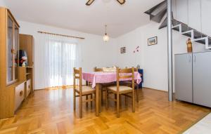 Kuchnia lub aneks kuchenny w obiekcie Apartman Ceković