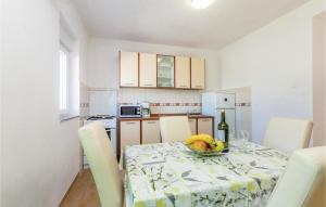 Kuchyňa alebo kuchynka v ubytovaní Apartmani Štampar