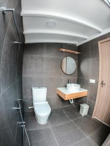A bathroom at RV Thoddoo Maldives - Guest House