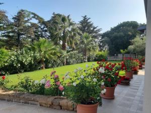 Vonkajšia záhrada v ubytovaní Villa RINALDI
