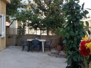 Balkón nebo terasa v ubytování Sitzanaki Home