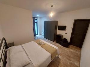 Letto o letti in una camera di Level Up Hotel & Restaurant