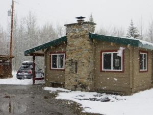 HI Kananaskis Wilderness - Hostel зимой