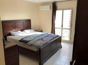 Postel nebo postele na pokoji v ubytování Private Room in Apartment at Rehab City غرفة خاصة في شقة بمدينة الرحاب
