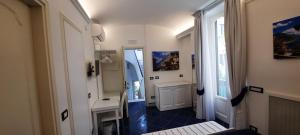 Afbeelding uit fotogalerij van Amalfi Holiday House Rooms & Apartments in Amalfi