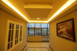 Φωτογραφία από το άλμπουμ του SAPPHIRE INN σε Nedumbassery +46 φωτογραφίες