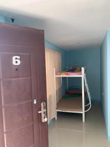 Voodi või voodid majutusasutuse RGC Residences toas