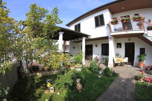 Zahrada ubytování Apartments Butinar Pri Kapitanu