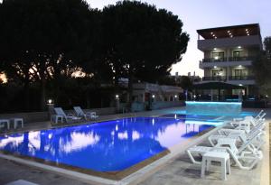 Bazén v ubytování Keyf Konak Boutique Hotel nebo v jeho okolí