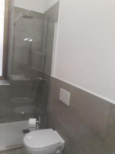 Kúpeľňa v ubytovaní Le NEREIDI + 14 fotografií