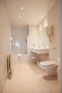 Vannituba majutusasutuses Hotel Monaco Zeebrugge Beach by Rikas Hotels