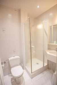 Vannituba majutusasutuses Hotel Monaco Zeebrugge Beach by Rikas Hotels