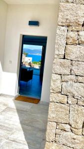 Fotografie z fotogalerie ubytování LES VILLAS DU DOMAINE NAPOLEON CORSICA vue mer et piscine v destinaci Pietrosella