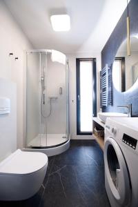 Aparthotel Inspire Miodova Residence tesisinde bir banyo