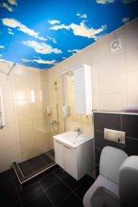 Un baño de Hotel Danica