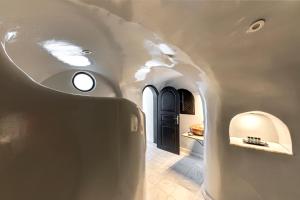 Imagem da galeria de Pearl of Caldera Oia - Boutique Hotel by Pearl Hotel Collection em Oia