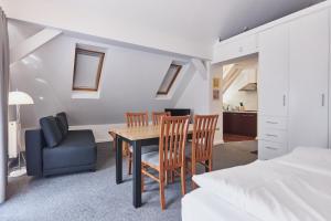 Łóżko lub łóżka w pokoju w obiekcie Apartamenty Świnoujście - Villa Stil 1