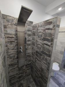 Poseidon Rooms的一间浴室