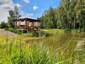 Φωτογραφία από το άλμπουμ του Stonkų sodyba Grapeldvaris σε Varkaliai +17 φωτογραφίες