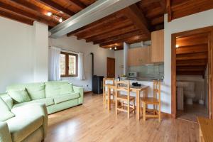 Kuchyň nebo kuchyňský kout v ubytování Apartamentos Bores