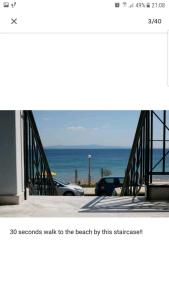 Φωτογραφία από το άλμπουμ του Amazing Beach House ,100sqm, In front of the Sea! στη Νέα Ποτίδαια