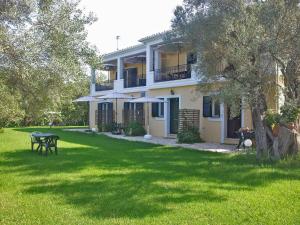 Gallery image of Studios Niki B in Lefkada