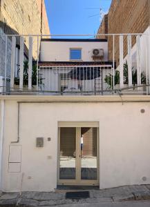 The building in which the holiday home is located Még 13 kép