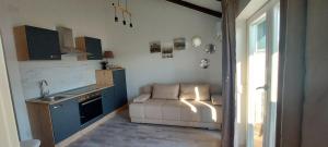 Kuchyň nebo kuchyňský kout v ubytování Guest House Galeb2