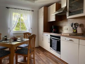 Kuchyň nebo kuchyňský kout v ubytování Landhaus Wiesengrund