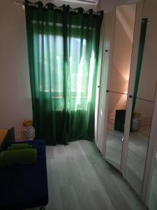 Łóżko lub łóżka w pokoju w obiekcie Vacation Home Vidučić