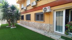 Budynek, w którym mieści się apartament