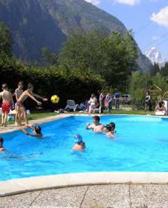 Πισίνα στο ή κοντά στο Miravalle