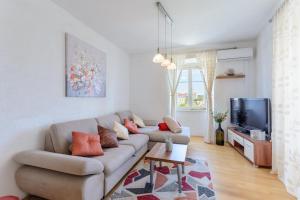 TV a/nebo společenská místnost v ubytování Apartman Mare