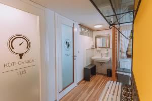 Phòng tắm tại Apartment Čarolija +172 ảnh