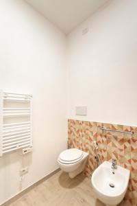 A bathroom at DOMO ALLE