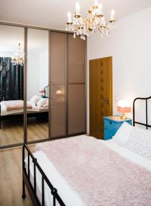 Postel nebo postele na pokoji v ubytování Silvie Apartments - Hejčín