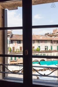 Bazén v ubytování Truly Verona - Delle Erbe suites nebo v jeho okolí