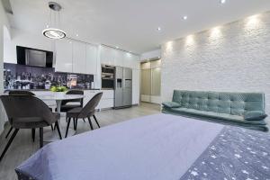 Kuchyňa alebo kuchynka v ubytovaní Apartments and Rooms Mišić