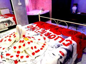 Łóżko lub łóżka w pokoju w obiekcie Hotel Napoleon-Cuore