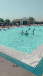 Bassein majutusasutuses Dreams Luxury Residence või selle lähedal