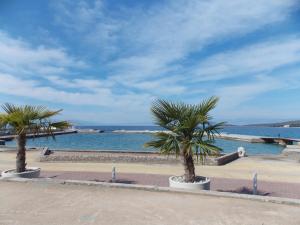 Galeriebild der Unterkunft Apartment in Malinska with Seaview, Terrace, Air condition, WIFI (4690-3) in Malinska