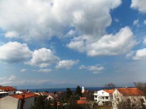 Galeriebild der Unterkunft Apartment in Malinska with Seaview, Terrace, Air condition, WIFI (4690-3) in Malinska