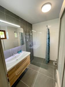 A bathroom at Apartment Ďumbier Még 29 kép
