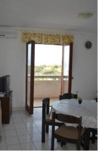 Dining area sa apartment