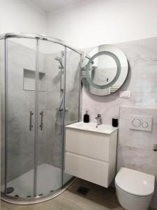 Kylpyhuone majoituspaikassa Apartma Smreka 145