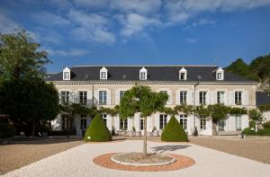Foto da galeria de Le Manoir Les Minimes em Amboise
