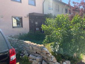 フライブルク・イム・ブライスガウにあるruhiges privates Zimmer in Freiburg, zentrumsnah, Nähe Europaparkのギャラリーの写真 +3枚の写真