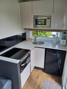 Fotografie z fotogalerie ubytování Luxury Pods at Mornest Caravan Park, Anglesey v destinaci Gaerwen