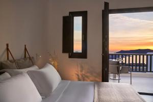 Gallery image of Orama Hotel & Spa in Fira